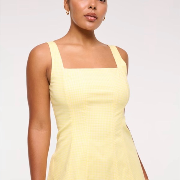 The A&F Mila Yellow Stretch Mini Dress Size Medium NWT - Picture 3 of 7